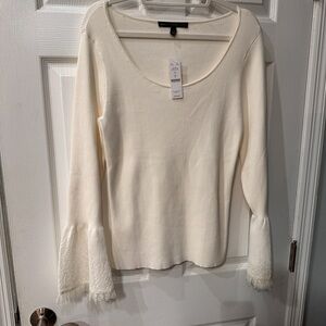 White House Black Market Cream V-Neck Sweater with Textured Knit
